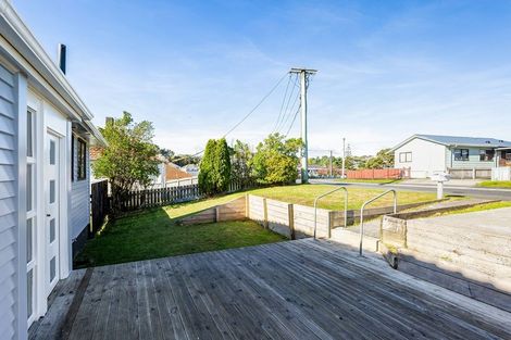 Photo of property in 1 Stephen Street, Johnsonville, Wellington, 6037