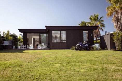 Photo of property in 33 Montia Close, Papamoa Beach, Papamoa, 3118