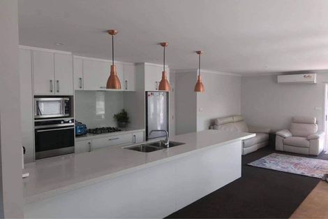 Photo of property in 14 Kahuparere Crescent, Pyes Pa, Tauranga, 3112