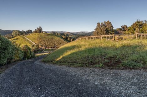 Photo of property in 25 Manuka Drive, Whangamata, 3691