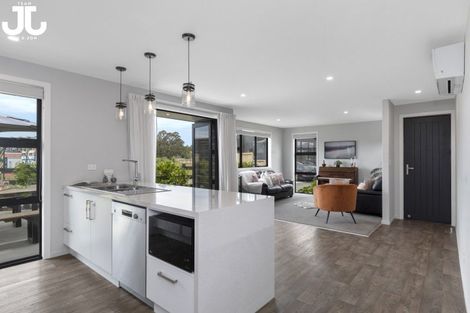 Photo of property in 29 Tangaroa Place, Poike, Tauranga, 3112