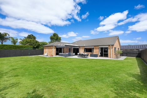 Photo of property in 17 Grasmere Court, Huntington, Hamilton, 3210