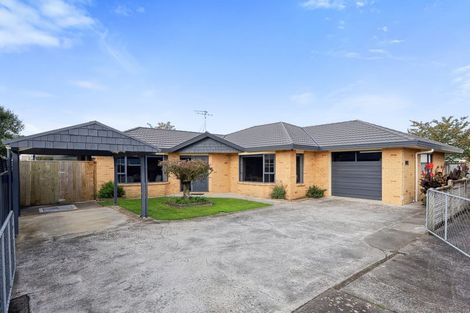 Photo of property in 150b Winchester Street, Levin, 5510