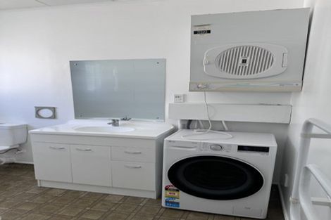 Photo of property in 20u5 Saint Michaels Crescent, Kelburn, Wellington, 6012