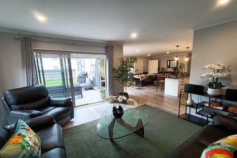 Photo of property in 13 Atherton Terrace, Churton Park, Wellington, 6037