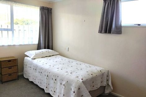 Photo of property in 36 Sylvan Avenue, Waikanae, 5036