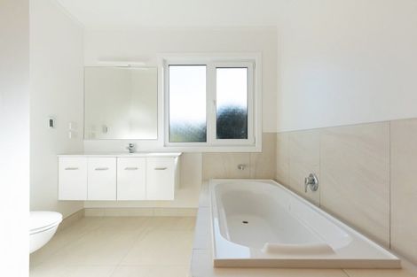 Photo of property in 24a Beauchamp Street, Karori, Wellington, 6012