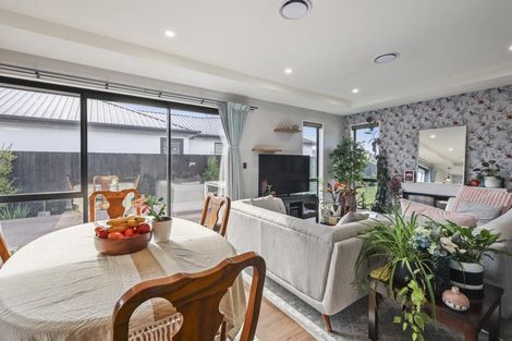 Photo of property in 41 Selfe Crescent, Burwood, Christchurch, 8083