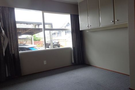 Photo of property in 168 Don Buck Road, Massey, Auckland, 0614