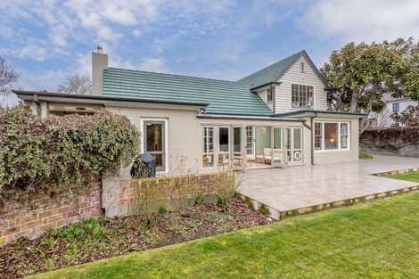 Photo of property in 16 Desmond Street, Merivale, Christchurch, 8014