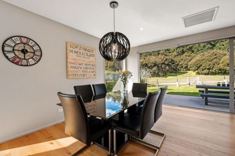 Photo of property in 12 Edgewood Place, Wanaka, 9305