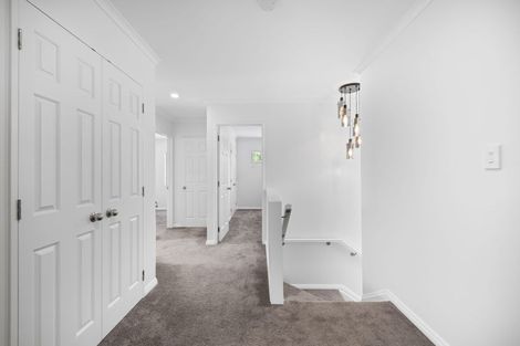 Photo of property in 26 Gunner Drive, Te Atatu Peninsula, Auckland, 0610