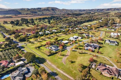 Photo of property in 5 Eagle Place, Martinborough, 5711