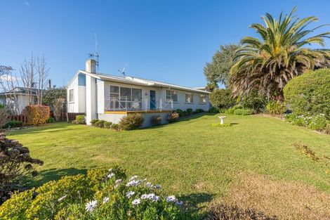 Photo of property in 32 Resthill Crescent, Glenview, Hamilton, 3206