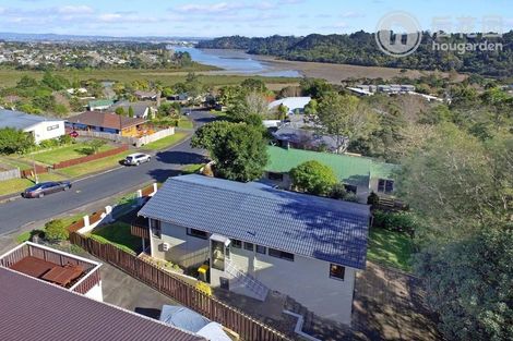 Photo of property in 39 Pemberton Avenue, Bayview, Auckland, 0629
