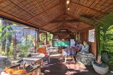 Photo of property in 395b Driving Creek Road, Coromandel, 3506