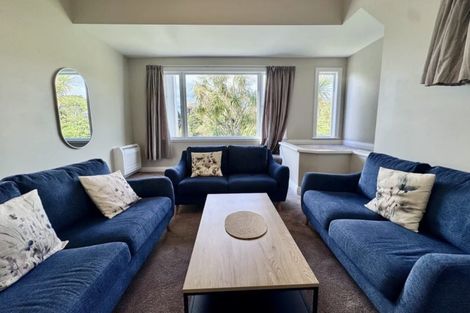 Photo of property in 40 Garden Road, Northland, Wellington, 6012