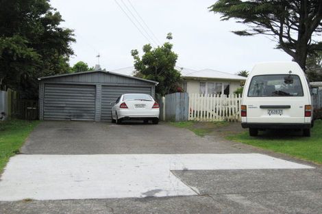 Photo of property in 2/9 Hall Avenue, Mangere, Auckland, 2022