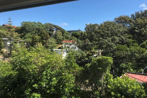 Photo of property in 2 Sydenham Street, Northland, Wellington, 6012