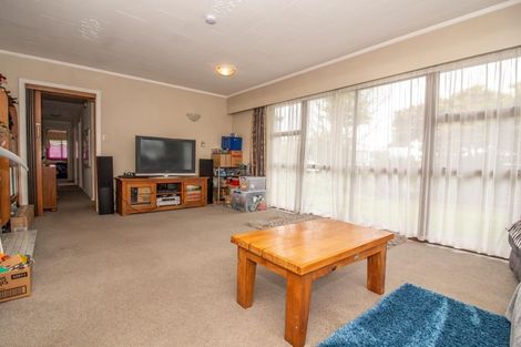 Photo of property in 40 Brougham Street, Westport, 7825