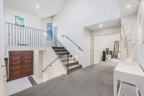 Photo of property in 24 Santa Cruz Drive, Shamrock Park, Auckland, 2016