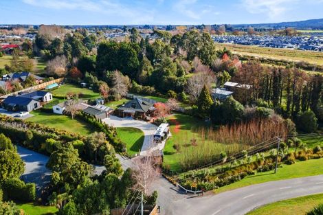 Photo of property in 37 Chinnerys Road, Woodend, 7610