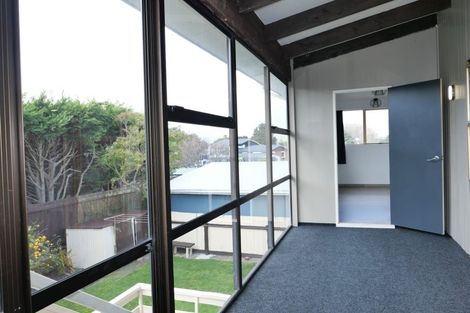 Photo of property in 2/10 Watson Drive, Paraparaumu Beach, Paraparaumu, 5032