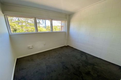 Photo of property in 40 West Coast Road, Glen Eden, Auckland, 0602