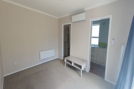 Photo of property in 62 Taylor Terrace, Tawa, Wellington, 5028