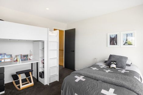 Photo of property in 14 Shalimar Crescent, Khandallah, Wellington, 6035