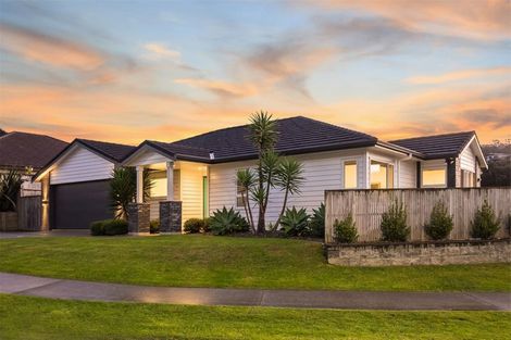Photo of property in 7 Leadline Place, Whitby, Porirua, 5024