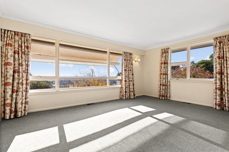 Photo of property in 30 Whareora Terrace, Cashmere, Christchurch, 8022