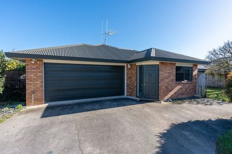 Photo of property in 44 Cranbrook Place, Rototuna North, Hamilton, 3210