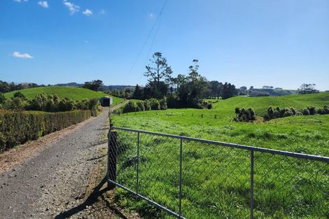 Photo of property in 868 Upland Road, Egmont Village, New Plymouth, 4372