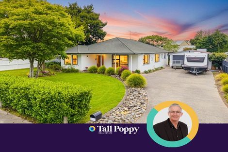 Photo of property in 114 Pahiatua Street, Hokowhitu, Palmerston North, 4410