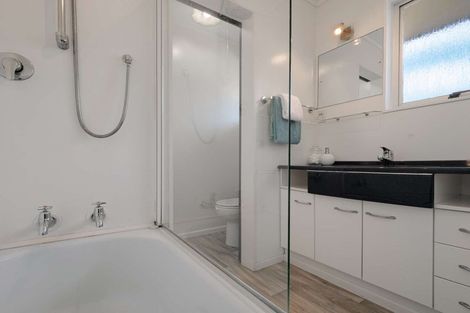 Photo of property in 3b Treadwell Street, Springvale, Whanganui, 4501