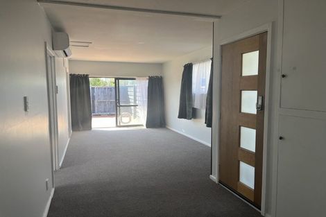 Photo of property in 2/76 Estuary Road, New Brighton, Christchurch, 8061