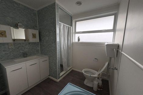 Photo of property in 8 Sandleigh Road, Hamilton Lake, Hamilton, 3204