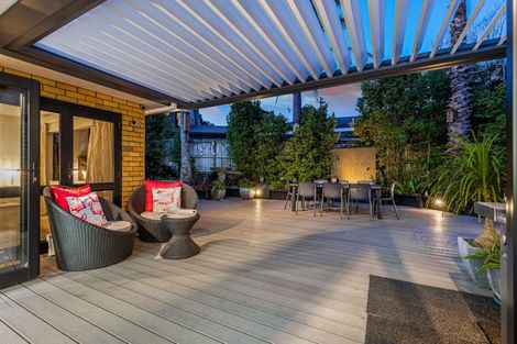 Photo of property in 36 Rhinevale Close, Henderson, Auckland, 0612