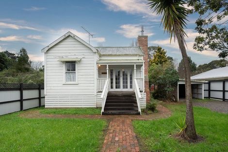 Photo of property in 50 Rahui Road, Otaki, 5512