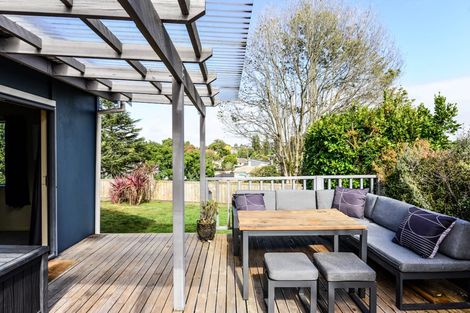 Photo of property in 30 Banbury Crescent, Fairfield, Hamilton, 3214