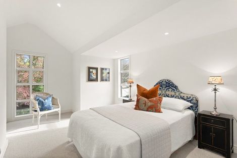 Photo of property in 17 Allister Avenue, Merivale, Christchurch, 8014