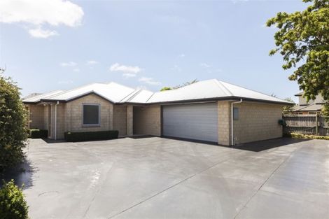 Photo of property in 9 Dunvegan Place, Harewood, Christchurch, 8051