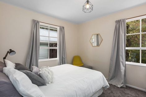 Photo of property in 52 Hicks Close, Whitby, Porirua, 5024