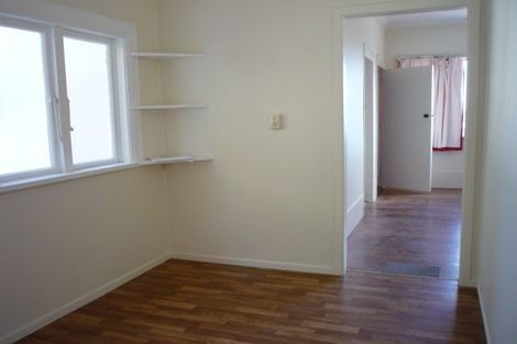 Photo of property in 388 The Esplanade, Island Bay, Wellington, 6023