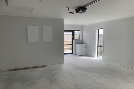 Photo of property in 4 Kingi Te Ahoaho Place, Otaki, 5512