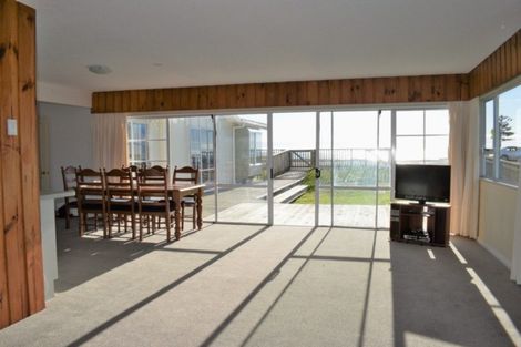 Photo of property in 68 Marine Parade, Otaki Beach, Otaki, 5512
