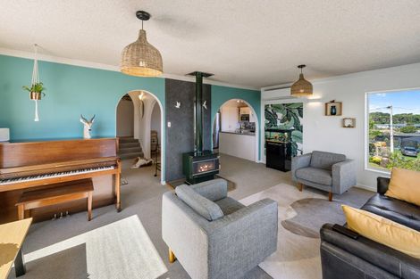 Photo of property in 4 Crownhill Street, Spotswood, New Plymouth, 4310