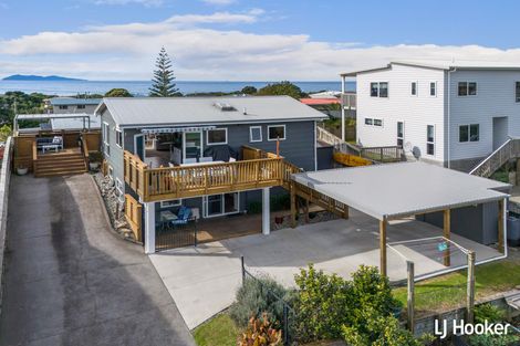 Photo of property in 5 Hanlen Avenue, Waihi Beach, 3611