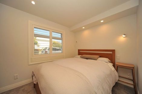 Photo of property in 2u1 Hood Street, Mount Victoria, Wellington, 6011